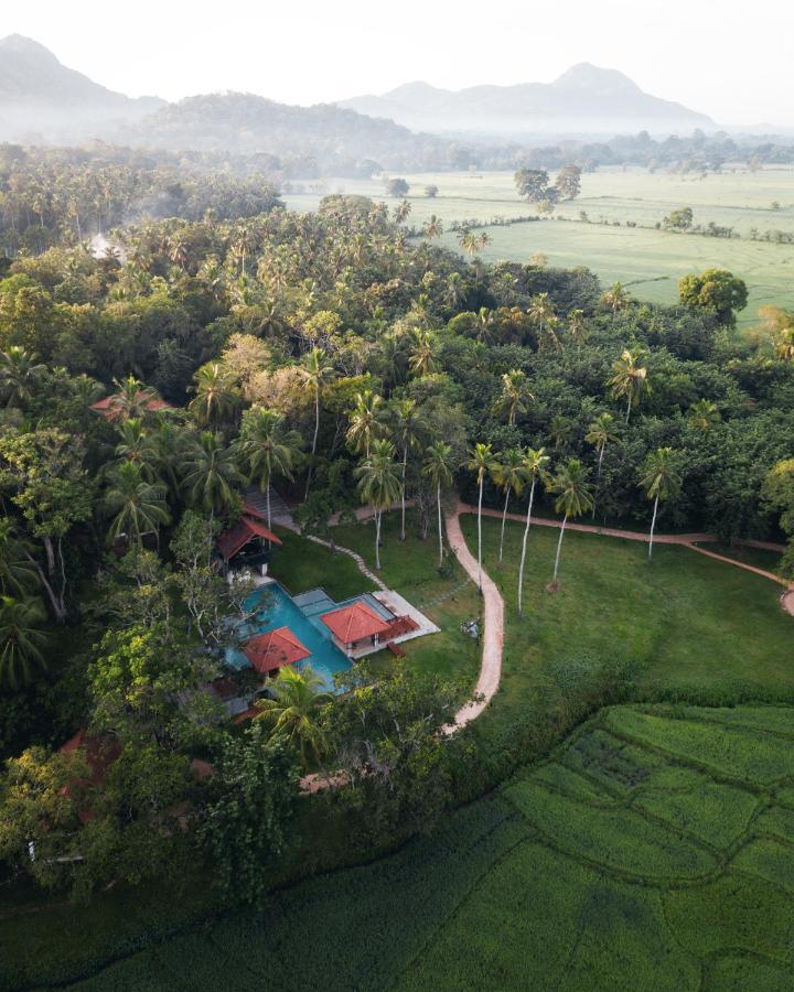 Hotel Jetwing Kaduruketha Wellawaya Esterno foto